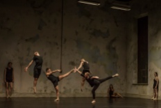 Sydney Dance Company's Frame of Mind 4. Photo by Peter Greig
